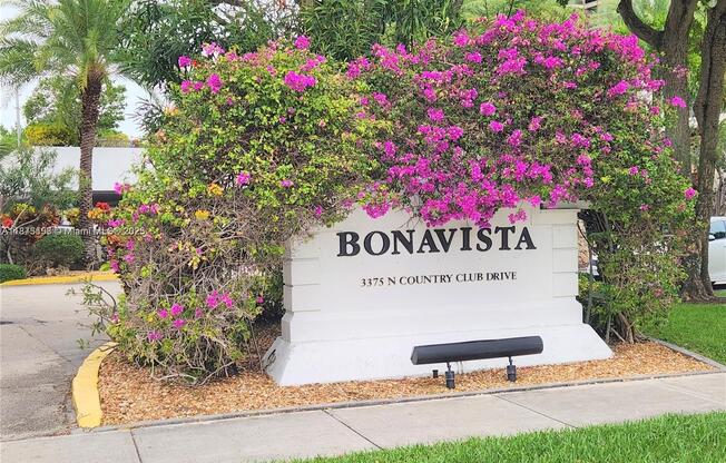 3375 N COUNTRY CLUB DR