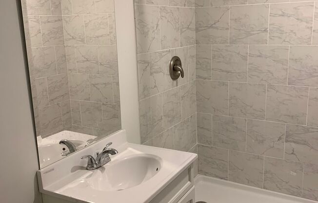 Beautiful 6 bedroom house in Minneapolis!!