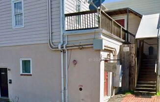 1 bed, 1 bath, $1,095, Unit Apt. A