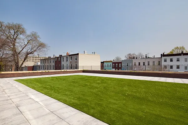 Studio, 1 bath, $2,850, Unit 6D