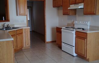 3 beds, 2 baths, $1,595