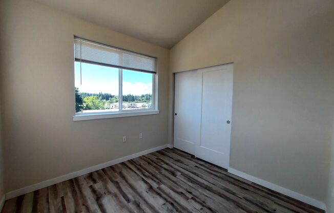 1 bed, 1 bath, $1,147, Unit A-103