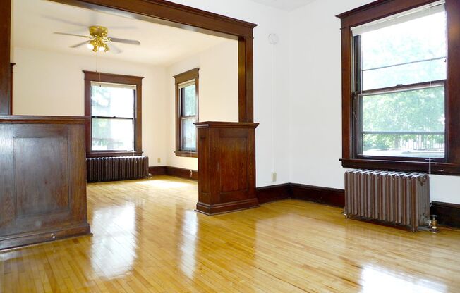 1 bed, 1 bath, 410 sqft, $1,000, Unit 18 - 1925 - 1