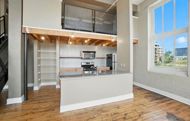 1 bed, 1 bath, 943 sqft, $1,424, Unit 3301-103
