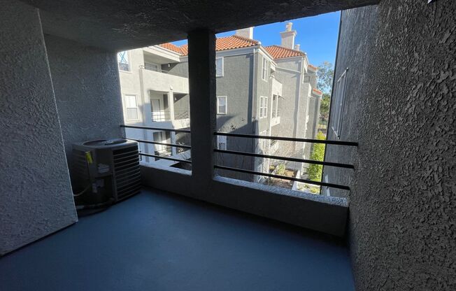 1 bed, 1 bath, 726 sqft, $2,805, Unit B-315