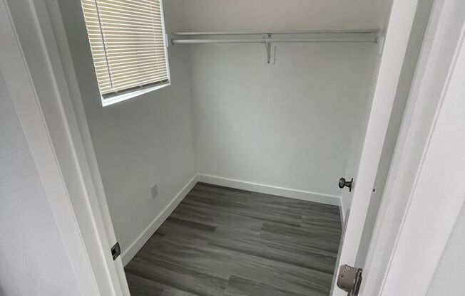 1 bed, 1 bath, $500, Unit 2