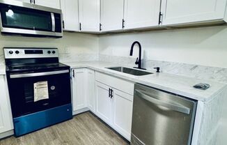 1 bed, 1 bath, 705 sqft, $2,700, Unit Drew Lane 2731