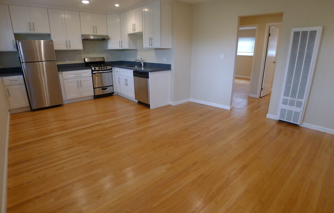 1128 - 1130 Bancroft