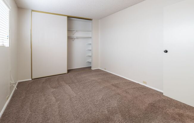 1 bed, 1 bath, $1,600, Unit 11