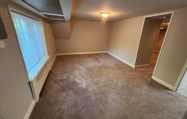 1 bed, 1 bath, 663 sqft, $1,500, Unit D-K1