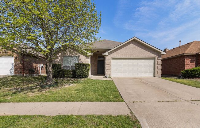Large, 4-Bedroom, Brick Home in Wylie