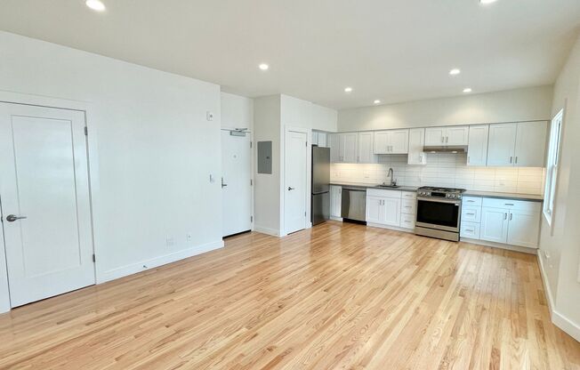 Recently Remodeled Stunning 2BD/1BA Marina Apartment! In Unit Laundry! PROGRESSIVE
