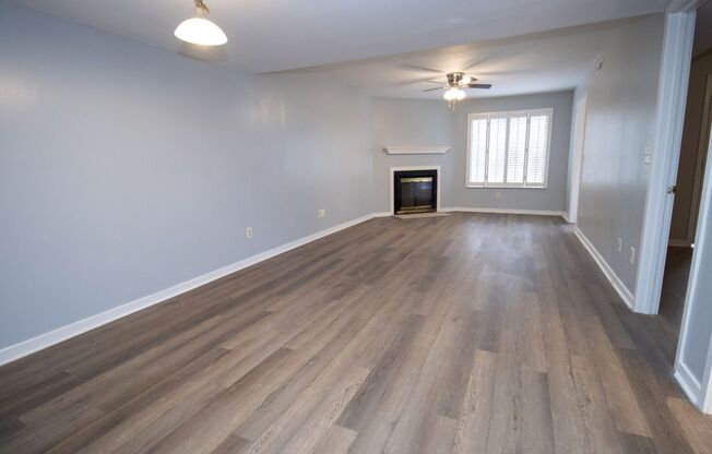✨ Welcome to 3001 Village Creek Drive – Your Cozy Columbia Retreat!