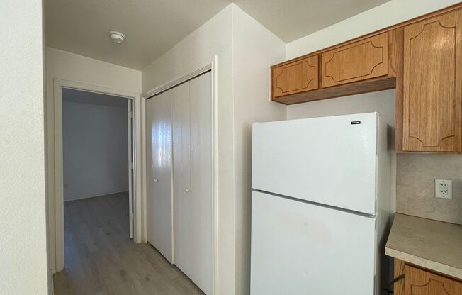 3 beds, 2 baths, 1,200 sqft, $925, Unit # A