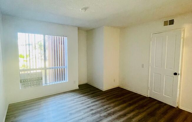 2 beds, 1.5 baths, $2,395