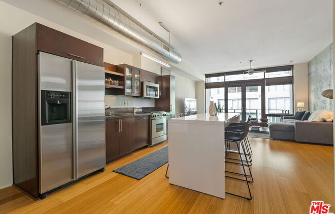 1 bed, 1 bath, 1,030 sqft, $2,995, Unit 1205