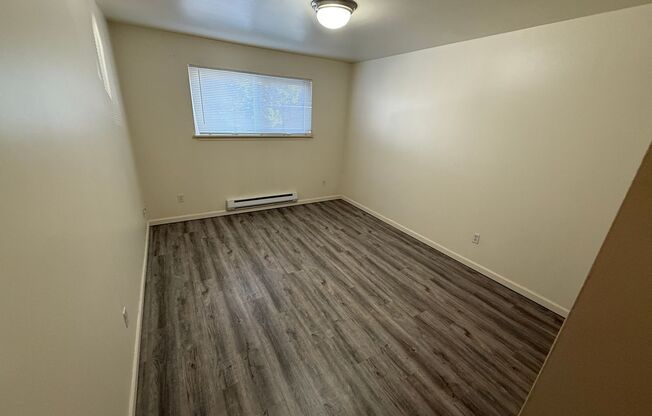 2 beds, 1 bath, 859 sqft, $2,695, Unit C-202