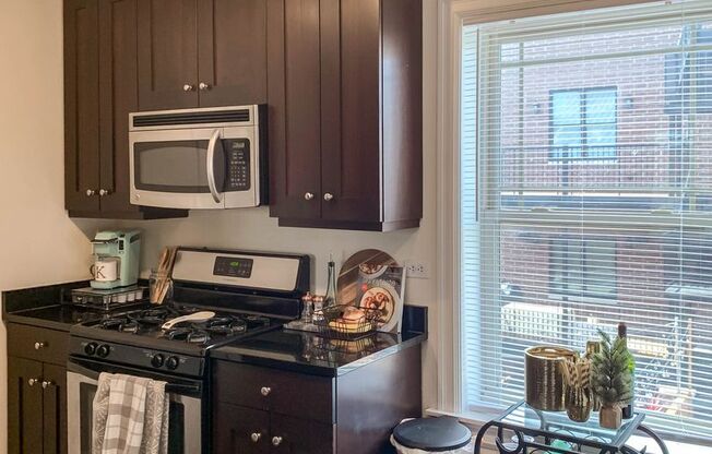 1 bed, 1 bath, 449 sqft, $2,135, Unit 3812S-2N