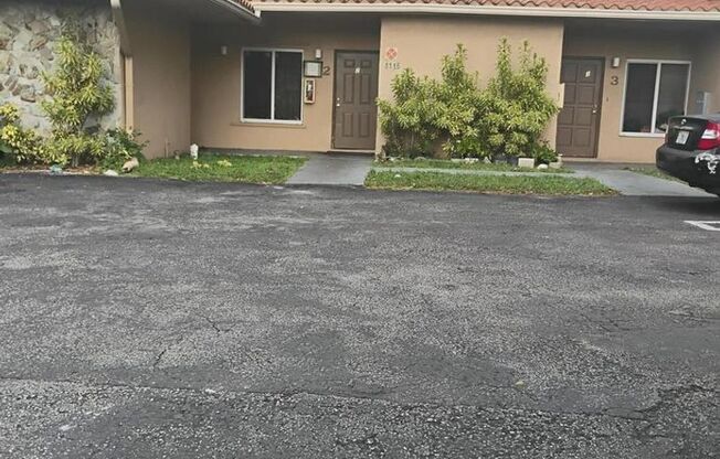4116 RIVERSIDE DR # 1-3 CORAL SPRINGS, FL 33065