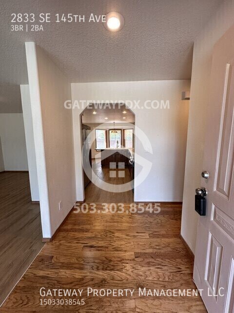 2833 SE 145 AVE