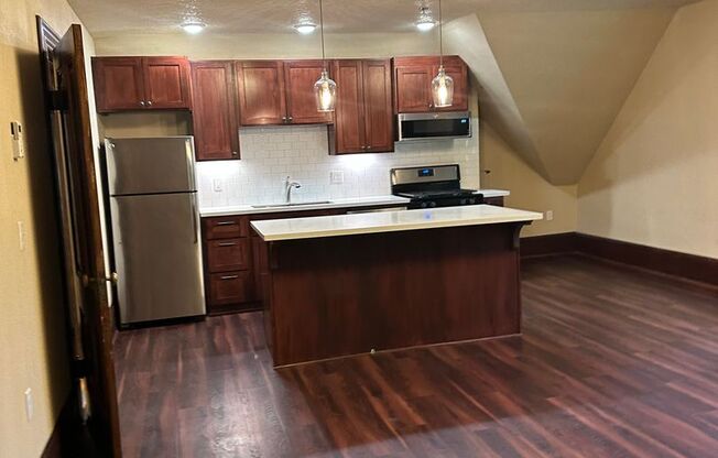 1 bed, 1 bath, 800 sqft, $1,495, Unit #8