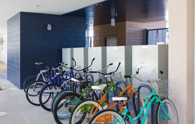 2 beds, 2 baths, $2,365, Unit 227