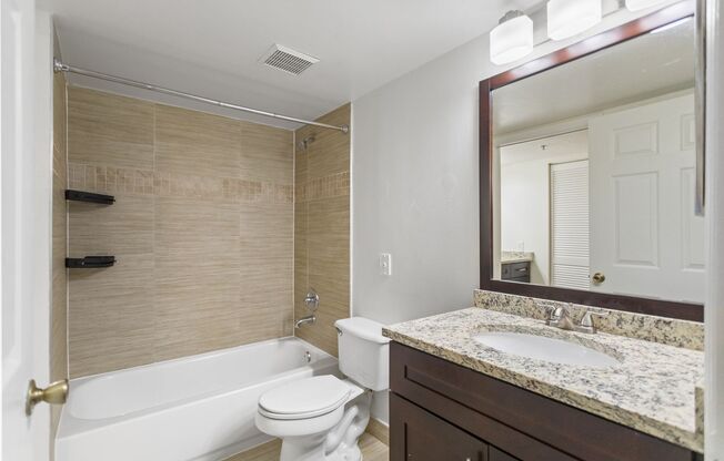 2 beds, 1 bath, 1,015 sqft, $2,050, Unit 14 - 1412