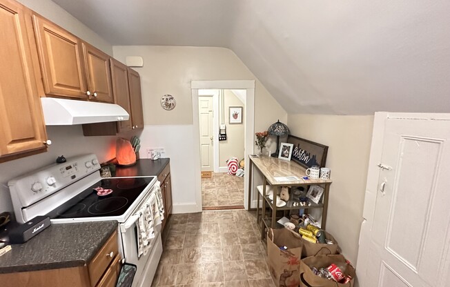 253 CROSS ST