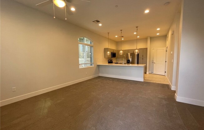 10567 RDG GLOW AVE