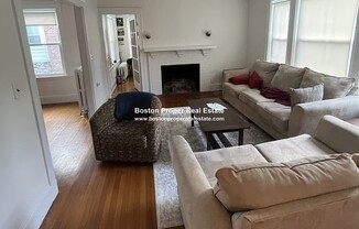 8 HAMMONDSWOOD RD