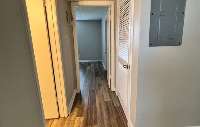 1 bed, 1 bath, 745 sqft, $740