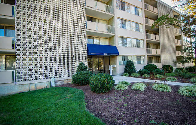 Heritage Park Apartments Building 16