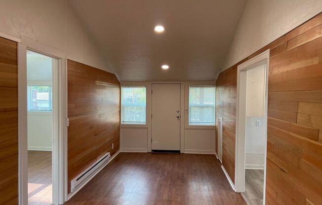 1 bed, 1 bath, $1,295