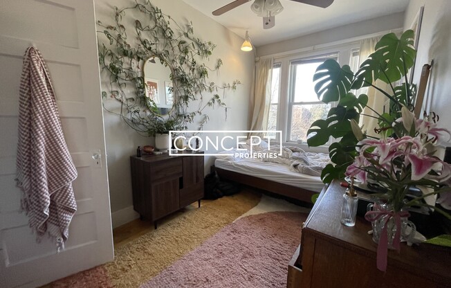 10 PLEASANT ST
