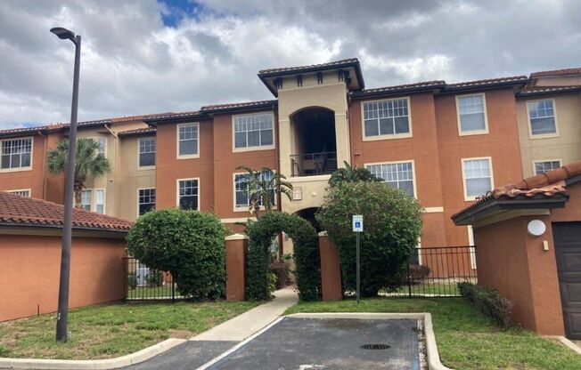 2 bd / 2 ba in Palms Club - Private Patio, Scenic View!!