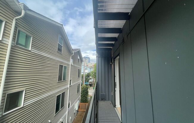Studio, 1 bath, 241 sqft, $1,545, Unit 308