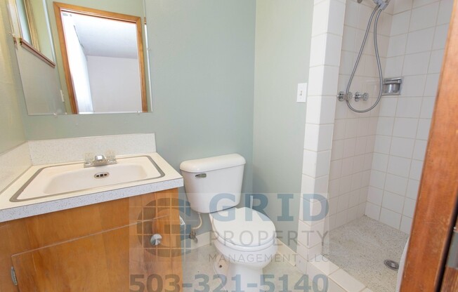 3 beds, 2 baths, $2,295