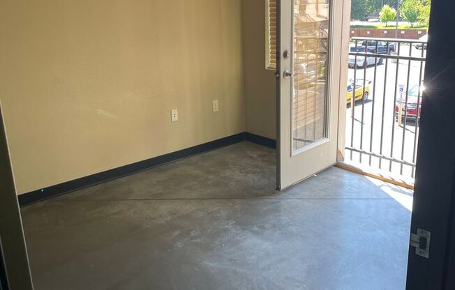 1 bed, 1 bath, 578 sqft, $1,285, Unit 211