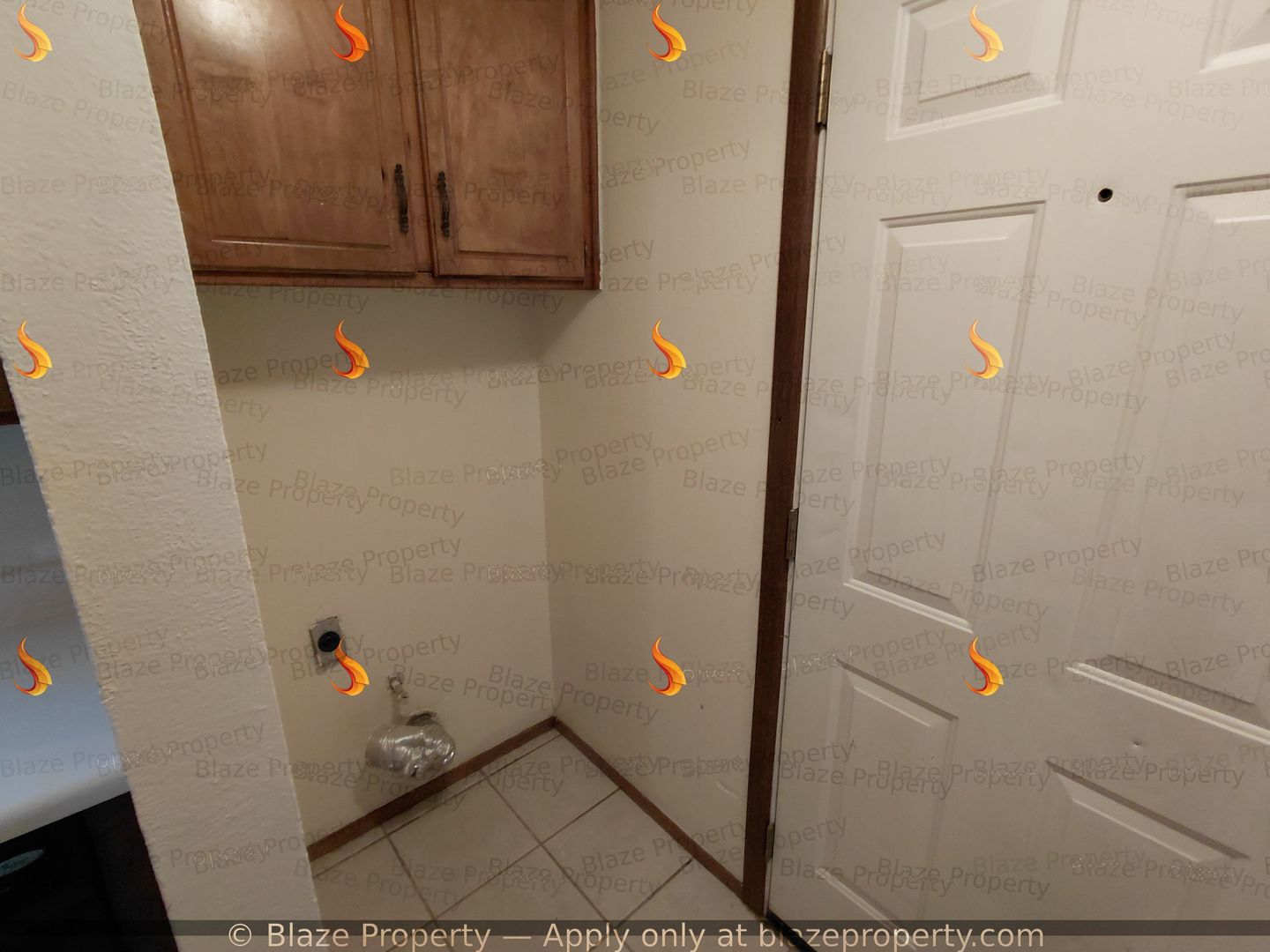 3 Bed 2 Bath Home with a Garage For Rent