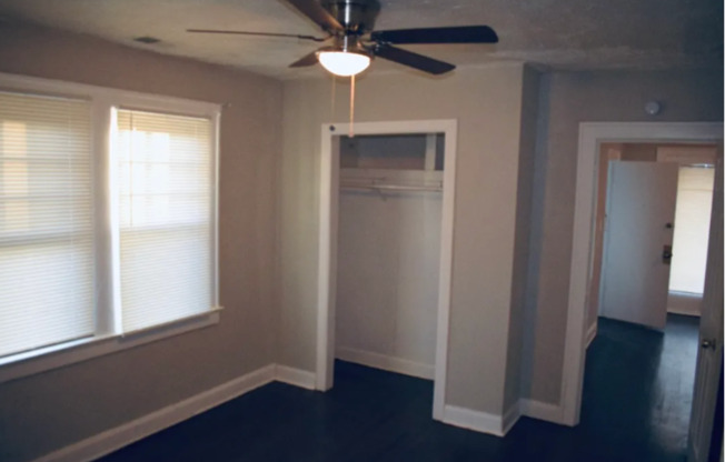 4431 THE PASEO BLVD