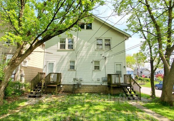 1091 S CHAMPION AVE