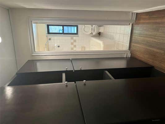 Studio, 1 bath, 650 sqft, $1,900, Unit 125