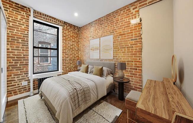 5 beds, 2 baths, $12,495, Unit 12B