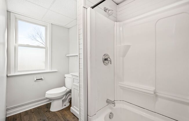 Stunning 3 bedroom home in Bon Air available September 1!
