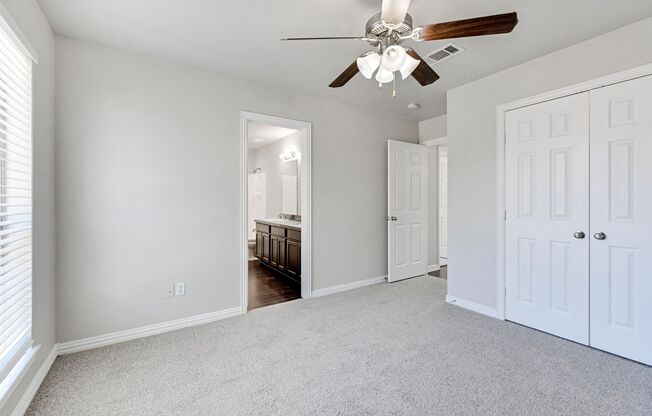 3 beds, 2 baths, 1,110 sqft, $1,495, Unit T317-201