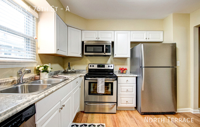 6704 W 76 ST