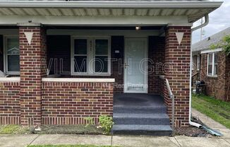 831 N EMERSON AVE