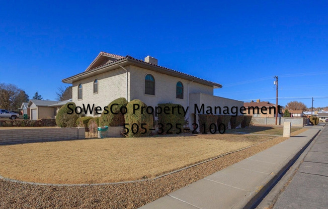 Huge 5 Bedroom 3 Bath Home with Refrigerated Air