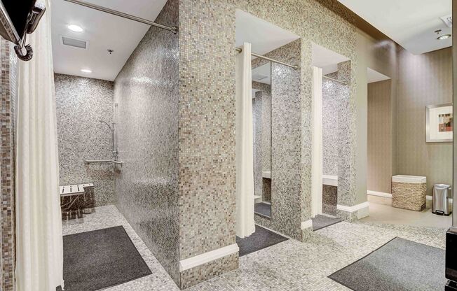 2 beds, 2 baths, $2,450, Unit # 2407
