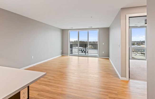 1 bed, 1 bath, 635 sqft, $1,594, Unit Unit 109